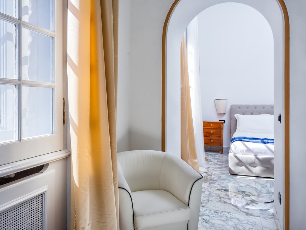 Queen Palace Suites Rome Luaran gambar
